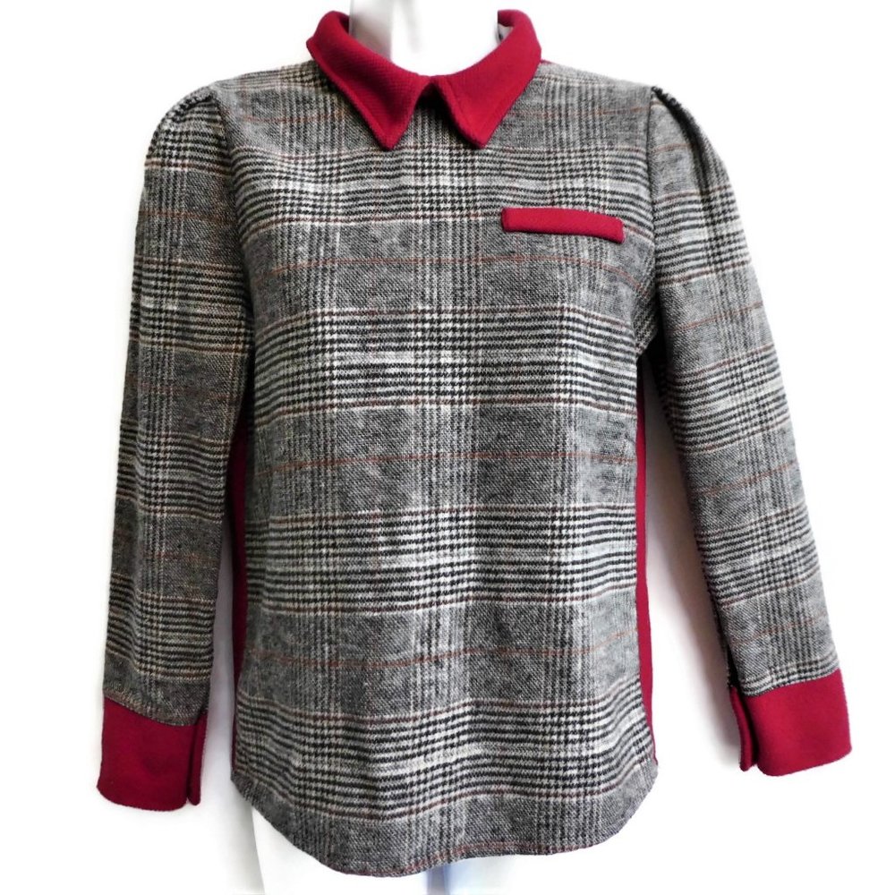 Vintage Wool Pullover Mixed Plaid Contrasting Red Collar Cuffs Back Pearlized